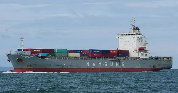 Tàu container hãng tàu Namsung Hải Phòng